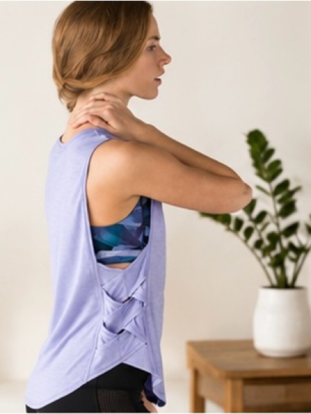 Lululemon Var-City Muscle Tank
Heathered Lilac Size 4 NWT